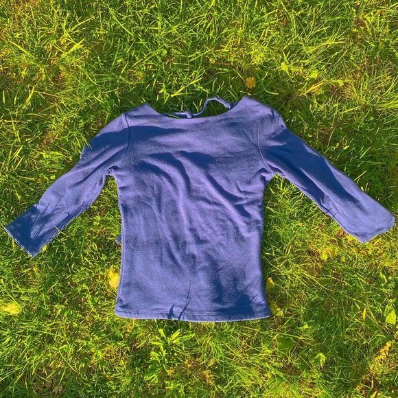 dark blue 2000s long sleeved top w/ tie in back - Picture 4 of 4